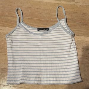 BRANDY TANK SIZE: 2